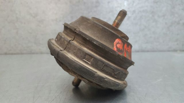 Coxim (suporte) esquerdo/direito de motor 1139606 BMW