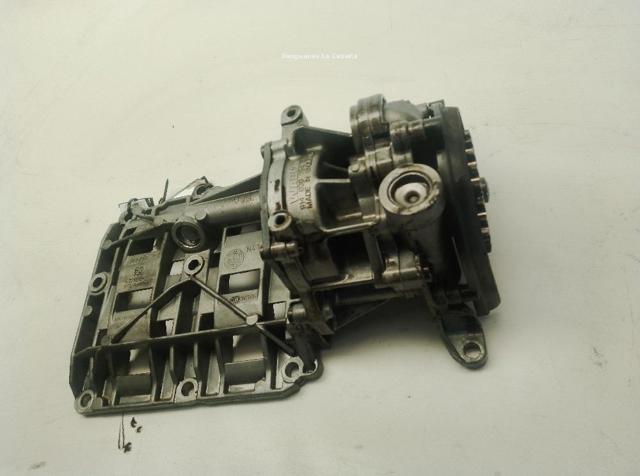 Bomba de óleo 11417810451 BMW