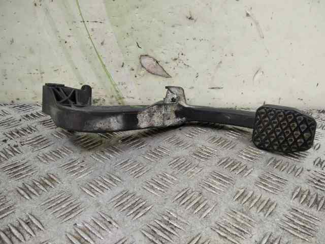 Pedal de embraiagem 1158659 BMW