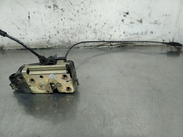 Fecho da porta dianteira direita 119121 RENAULT