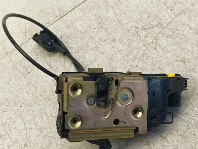 Fecho da porta dianteira direita 119121 RENAULT