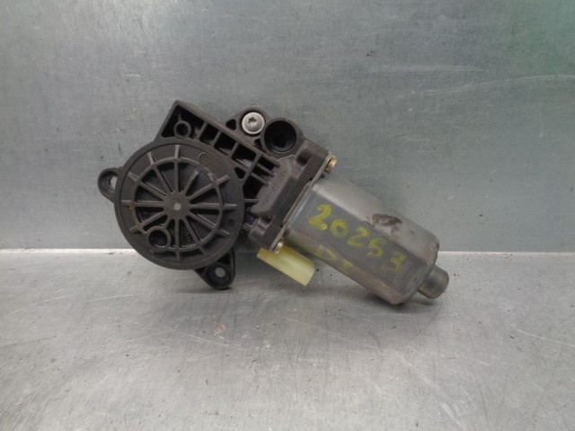 Motor de acionamento de vidro da porta dianteira esquerda 1206824 FORD