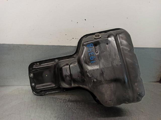 Panela de óleo de cárter do motor 121010D020 TOYOTA