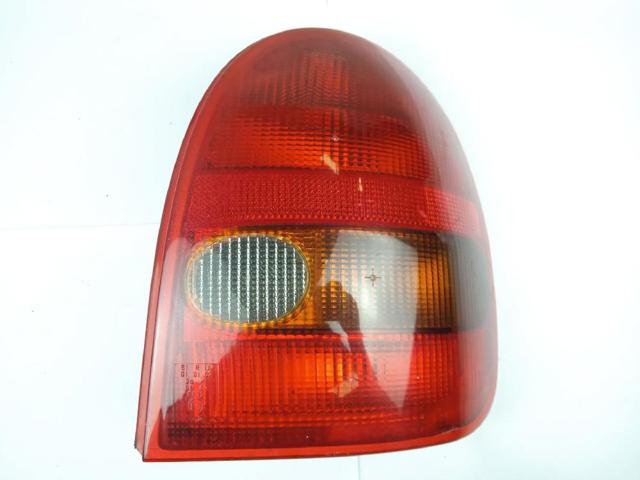 Lanterna traseira direita 1222034 OPEL