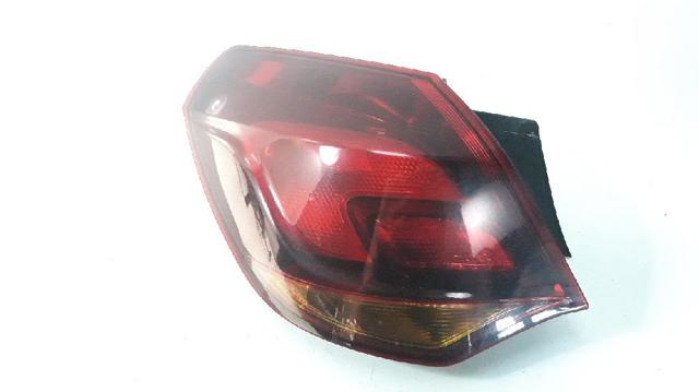 Lanterna traseira esquerda externa 1222209 OPEL