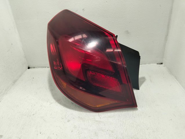 Lanterna traseira esquerda externa 1222209 OPEL
