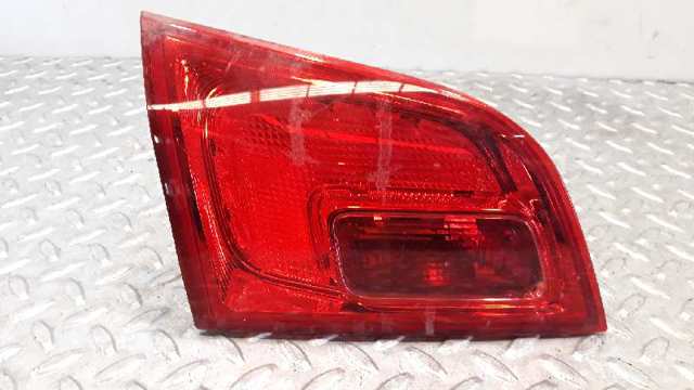 Lanterna traseira esquerda interna 1222219 OPEL