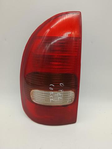 Lanterna traseira esquerda 1223490 OPEL