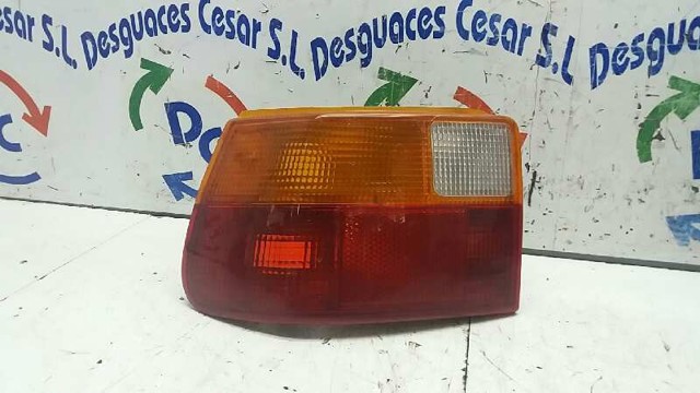 Lanterna traseira esquerda 1223977 OPEL
