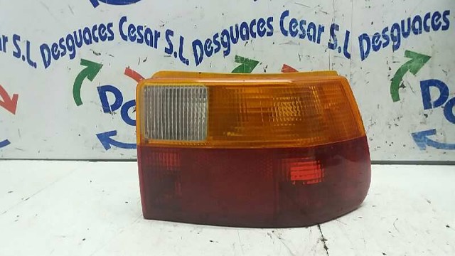 Lanterna traseira esquerda 1223977 OPEL