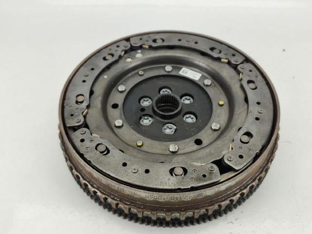 Volante de motor 123101804R RENAULT