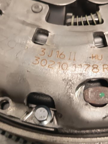 Volante de motor 123103008R NISSAN