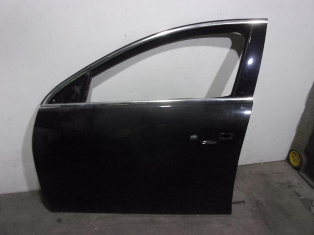 Porta dianteira esquerda 124116 OPEL