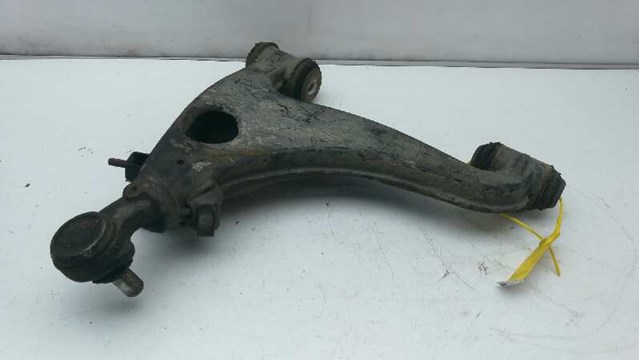 Braço oscilante inferior direito de suspensão dianteira 1243303107 MERCEDES