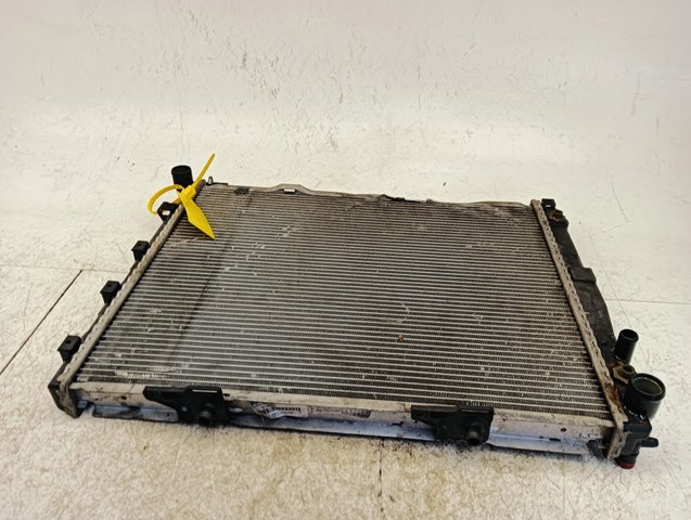 Radiador de esfriamento de motor 1245009003 MERCEDES
