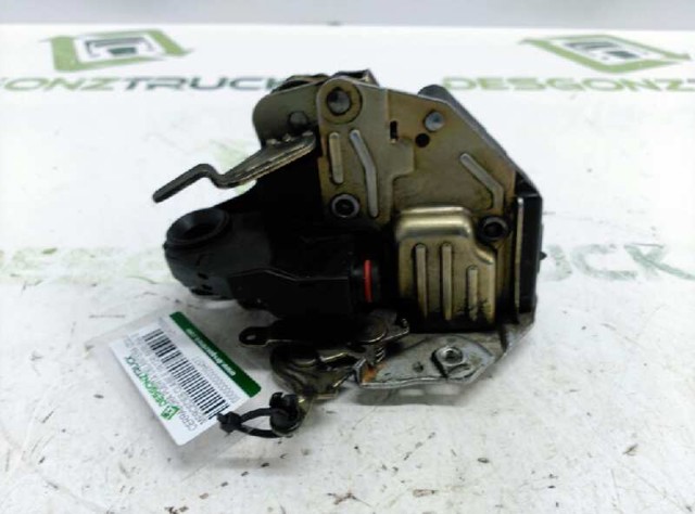 Fecho da porta dianteira esquerda 1247200935 MERCEDES