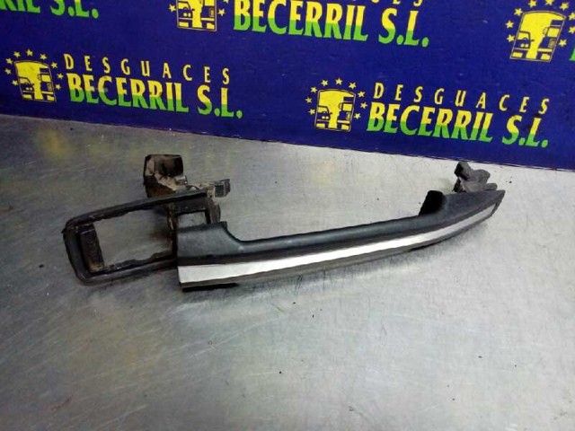 Maçaneta externa da porta traseira 1247600970 MERCEDES