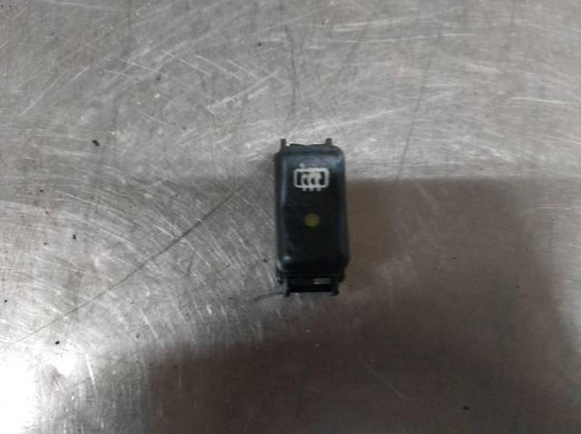 Botão de ativação de aquecimento de vidro traseiro 1248201010 MERCEDES