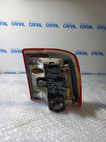 Lanterna traseira esquerda 12871748 OPEL