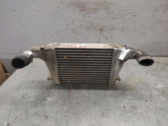 Radiador de intercooler 130030051F NISSAN