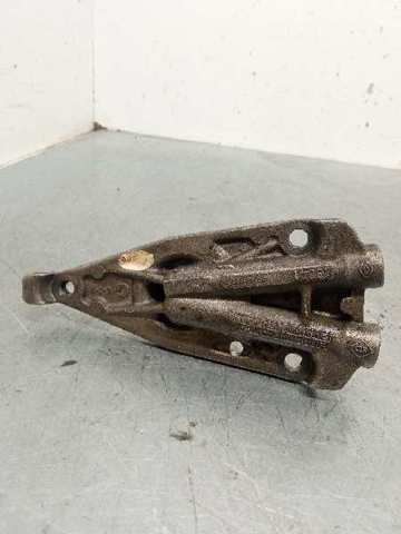 130415796R Renault (RVI)