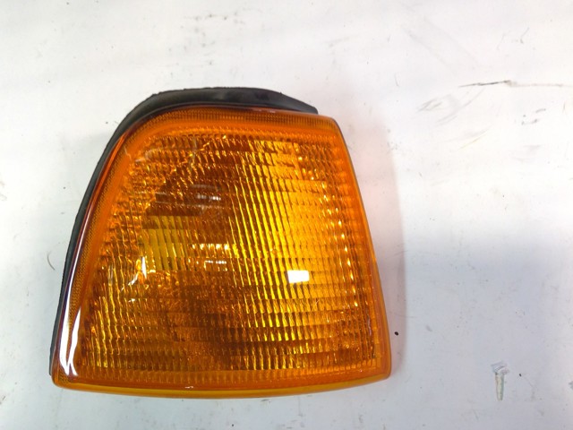 Pisca-pisca direito 1305230907 VAG