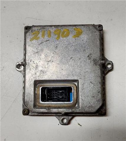 Luz esquerda 1307329064 FORD