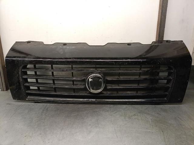 Grelha do radiador 1308067070 FIAT