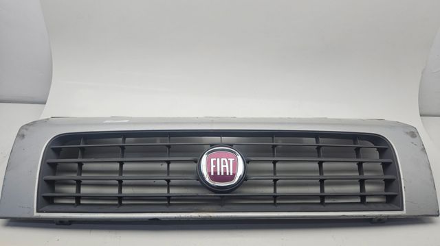Grelha do radiador 1308067070 FIAT