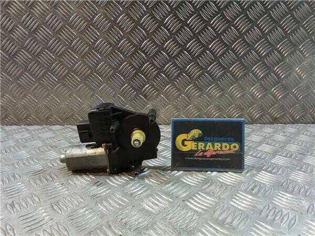Motor de acionamento de vidro da porta dianteira esquerda 130821775 VAG