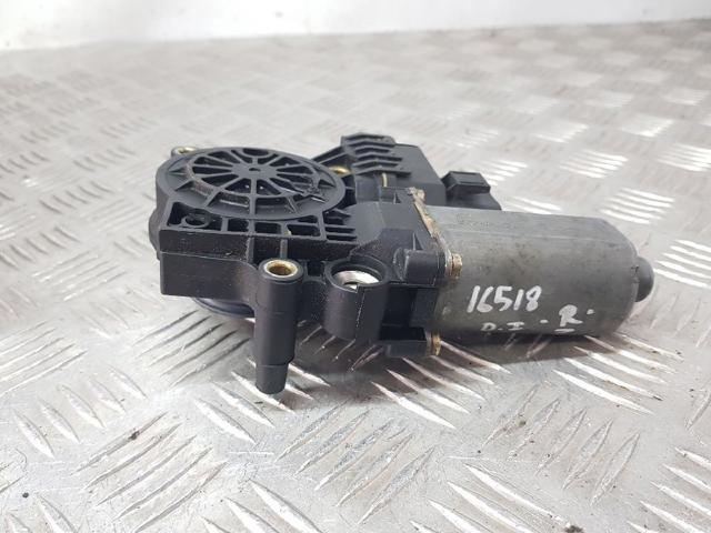 Motor de acionamento de vidro da porta dianteira esquerda 130821787 VAG