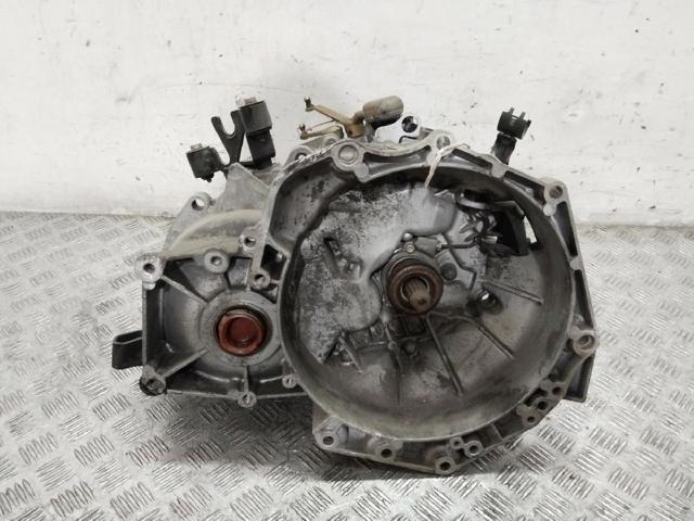 Caixa de Mudança montada (caixa mecânica de velocidades) 13101871 OPEL