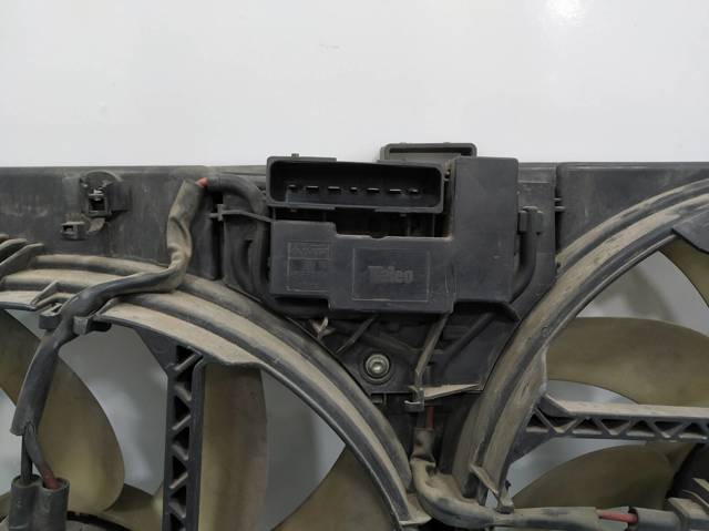 Ventilador elétrico de esfriamento montado (motor + roda de aletas) direito 13114368 GM