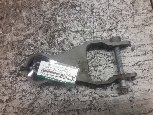 Coxim (suporte) traseiro de motor 13117088 OPEL