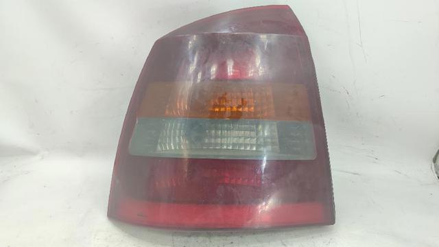 Lanterna traseira esquerda 13117091 OPEL
