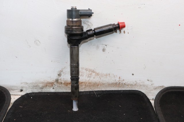 Injetor esquerdo de fluido para lavador de pára-brisas 13118143 OPEL