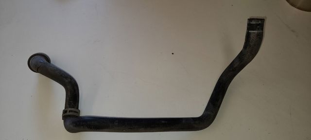 Mangueira do radiador de aquecedor (de forno), linha de combustível de retorno 13123421 OPEL