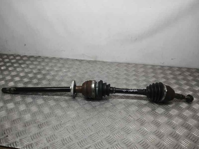Semieixo (acionador) dianteiro direito 13124676 OPEL