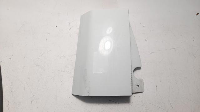 Lanterna traseira esquerda 13130027 OPEL