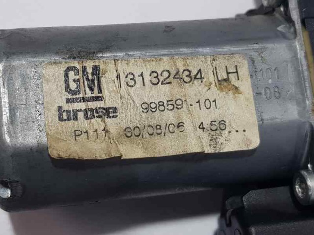 Motor de acionamento de vidro da porta dianteira esquerda 13132434 OPEL