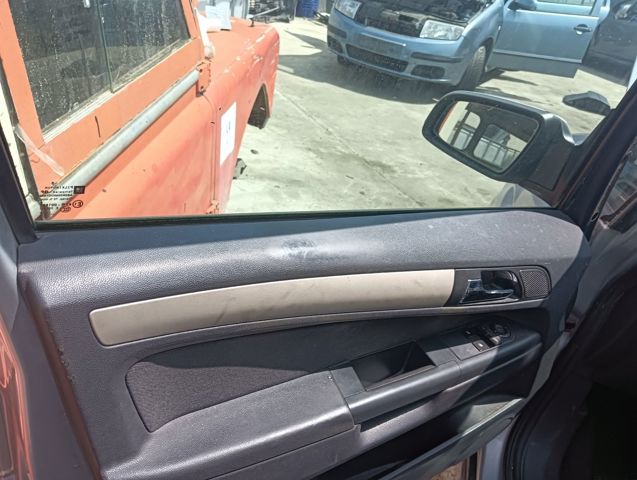 Motor de acionamento de vidro da porta dianteira esquerda 13132434 OPEL