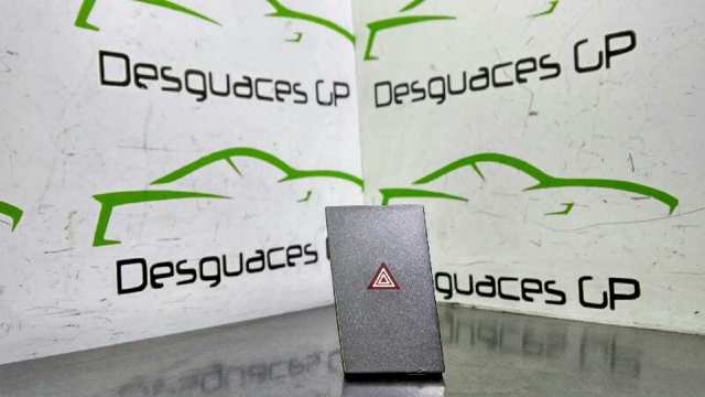 Botão de ativação do sinal de emergência 13138255 OPEL