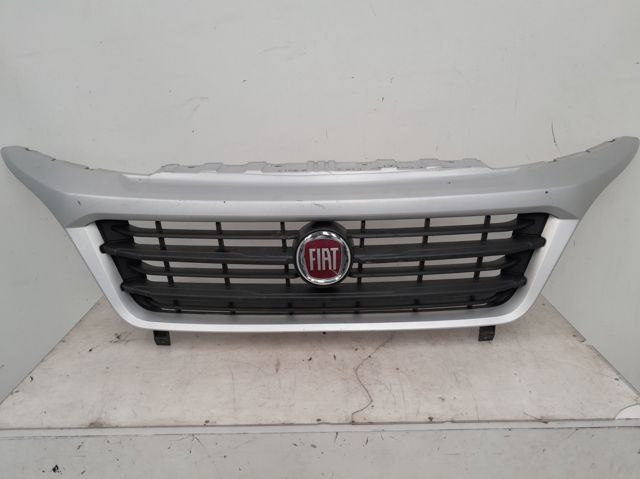 Grelha do radiador 1314846070 FIAT