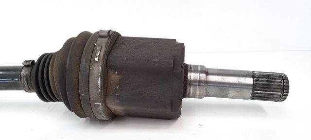 Semieixo (acionador) dianteiro esquerdo 13166591 OPEL