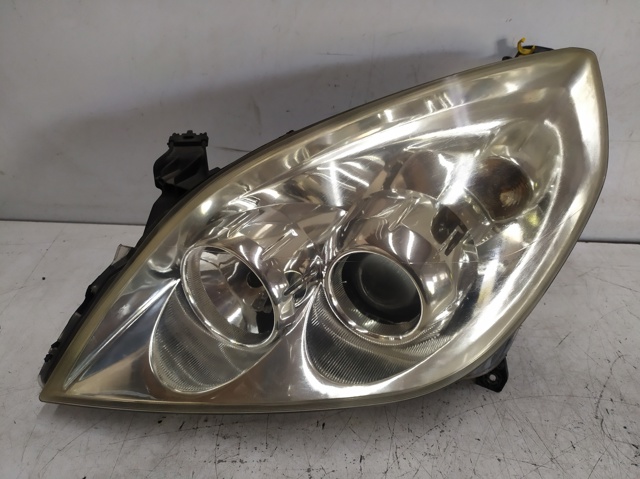 Luz esquerda 13170915 OPEL