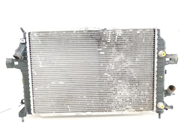 Radiador de esfriamento de motor 13171432 OPEL
