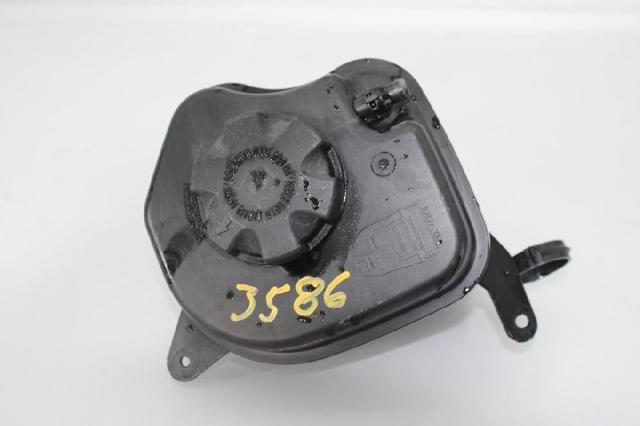 Tanque de expansão do sistema de esfriamento 13177552546 BMW