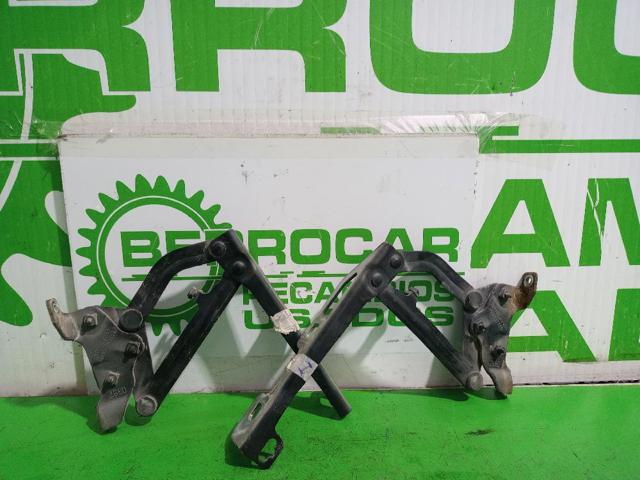 Consola do pára-choque dianteiro esquerdo 13186899 OPEL