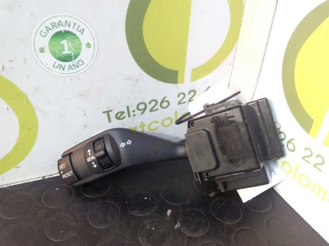 Comutador esquerdo instalado na coluna da direção 1318965 FORD