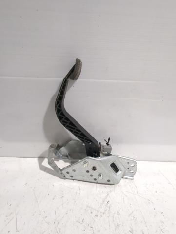 Pedal de embraiagem 13192503 OPEL